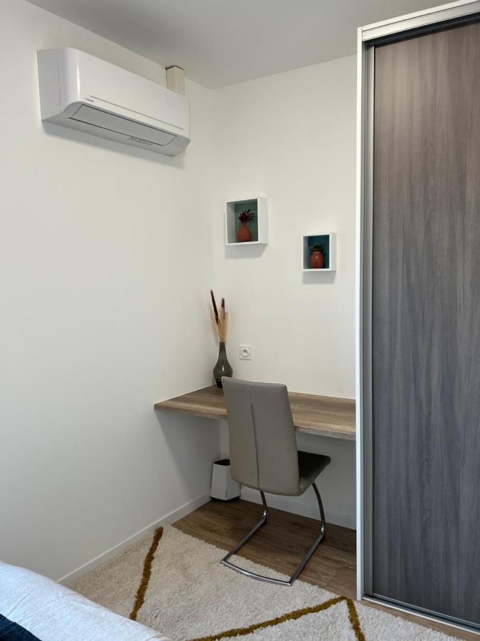 Charmant Appartement T2 Cosy Climatise Брив-ла-Гаярд Екстер'єр фото